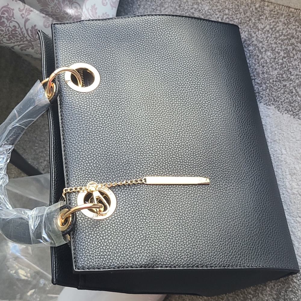 Badgley Mischka TOTE. with big logo eyelet